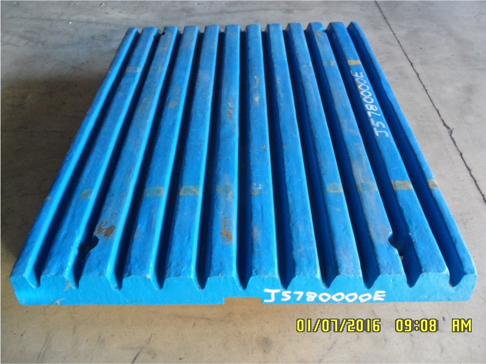 C12 Quarry Tooth Swing Jaw QJ341