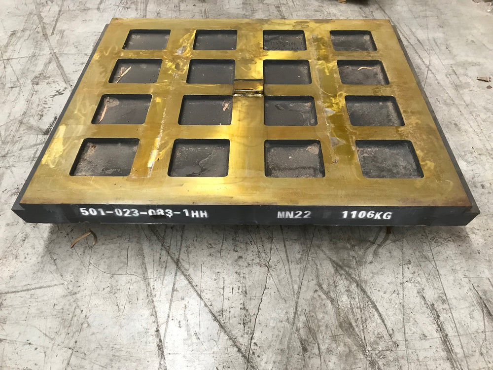 McCloskey J50v2 Fixed Jaw 22%Mn